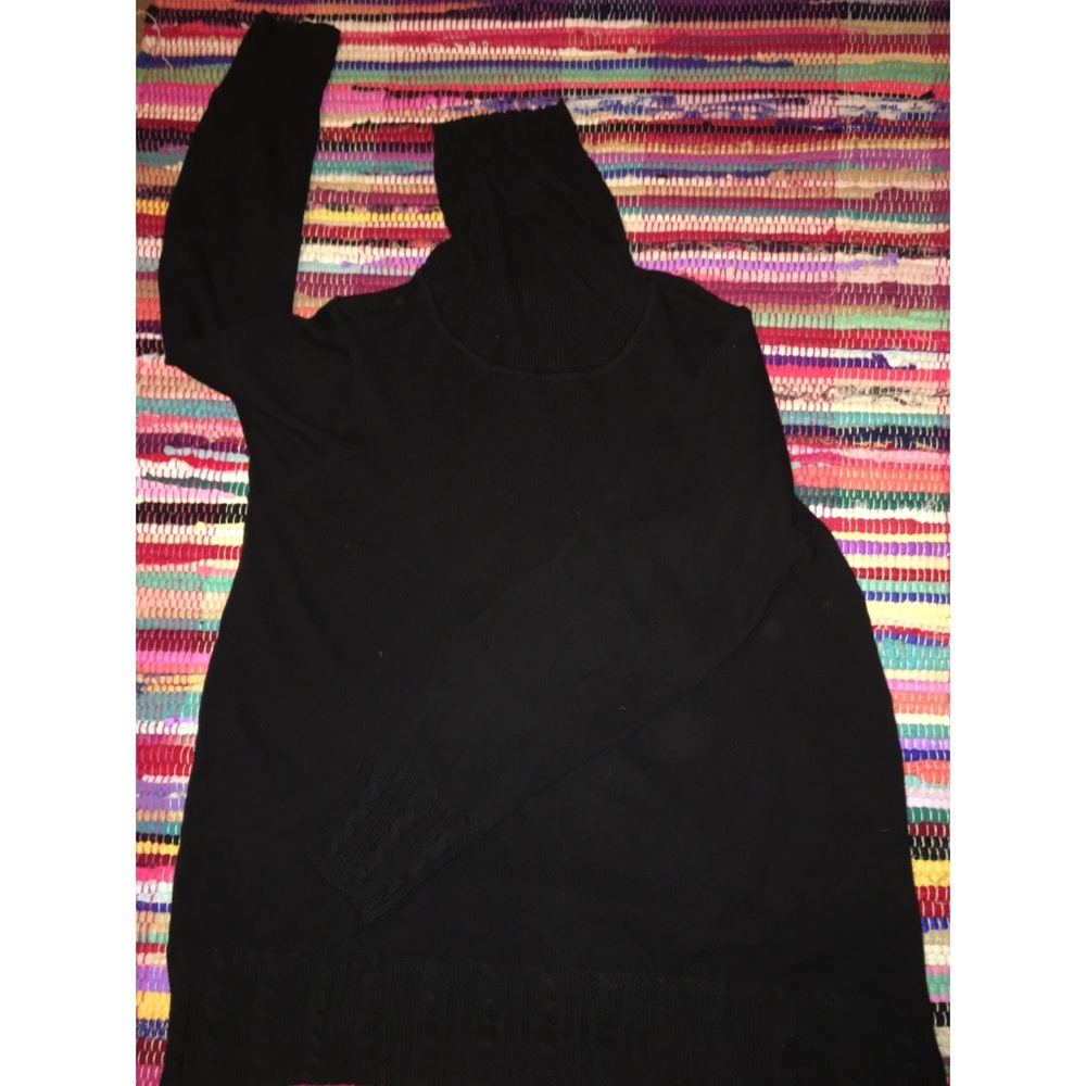 LOWEST PRICE🌟| 🆕 Black Turtle Neck